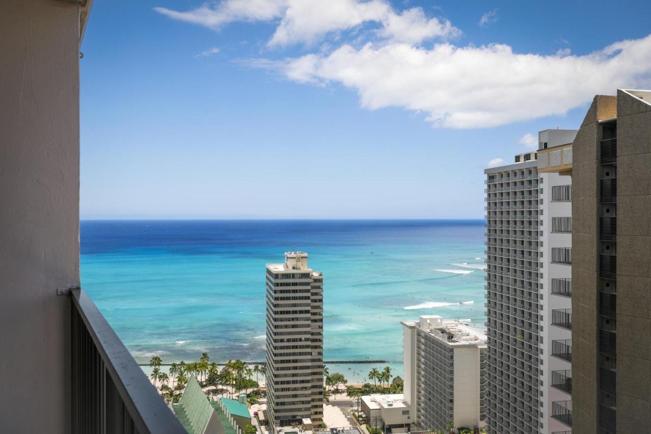 Aston At The Waikiki Banyan Aparthotel Honolulu Exterior photo